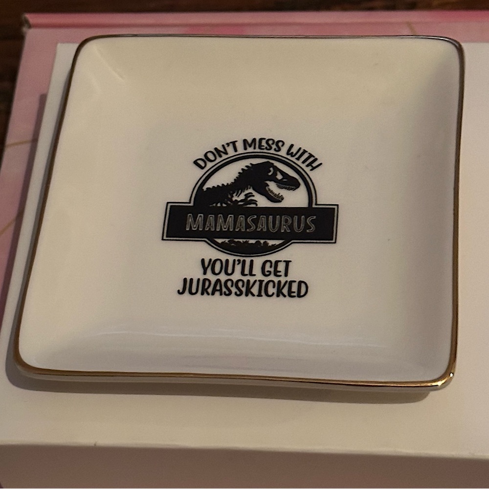 3/$20 💥 Don’t Mess With Mamasaurus Cute Saying‎ Trinket Jewlery Ceramic Dish